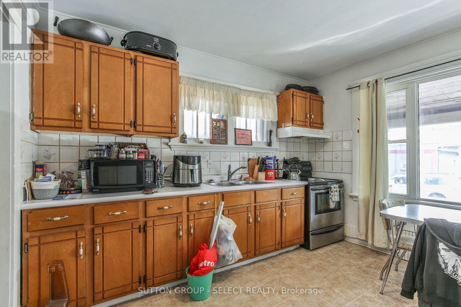 Property at 195 EGERTON STREET image 5