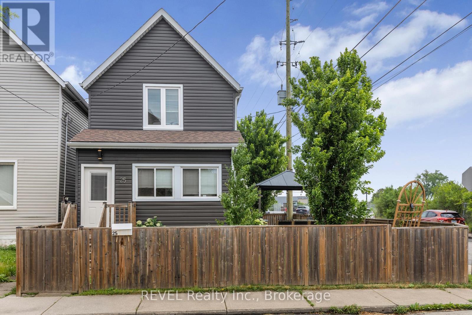 Property at 25 LAND STREET image 1