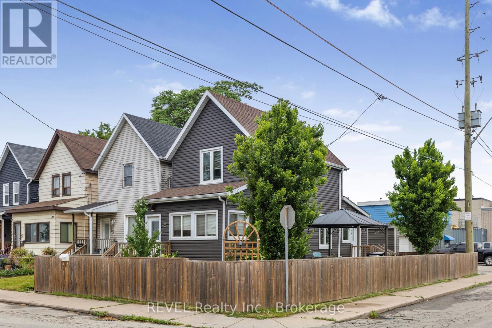 Property at 25 LAND STREET image 3