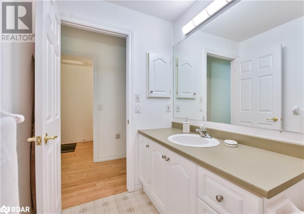 97 Pennsylvania Avenue, Wasaga Beach, Ontario  L9Z 3A8 - Photo 11 - 40747149