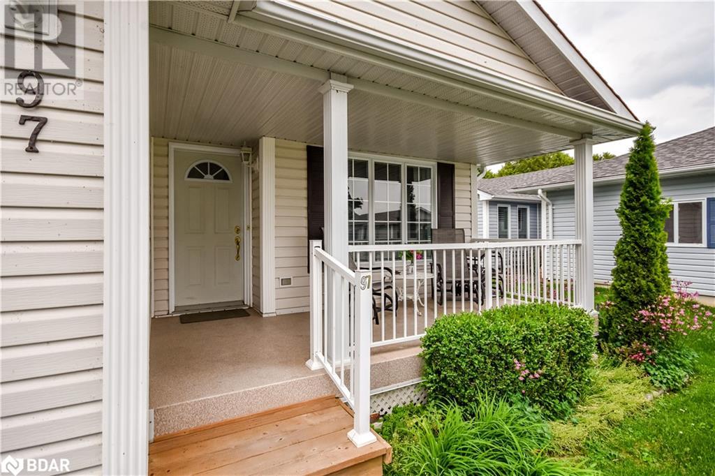 97 Pennsylvania Avenue, Wasaga Beach, Ontario  L9Z 3A8 - Photo 2 - 40747149