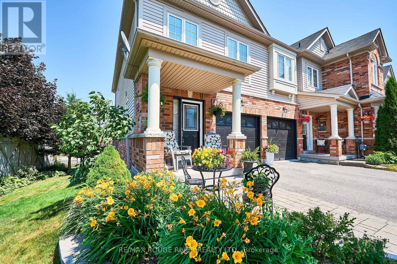 Property at 26 LANDER CRESCENT image 5