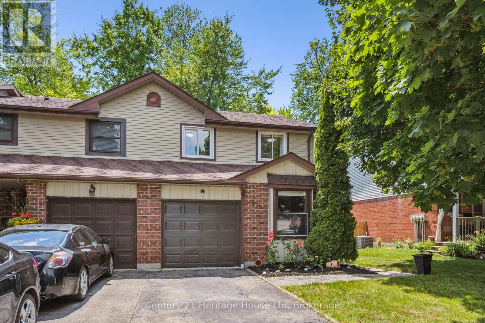 Property at 83 GRANDRIDGE CRESCENT image 2