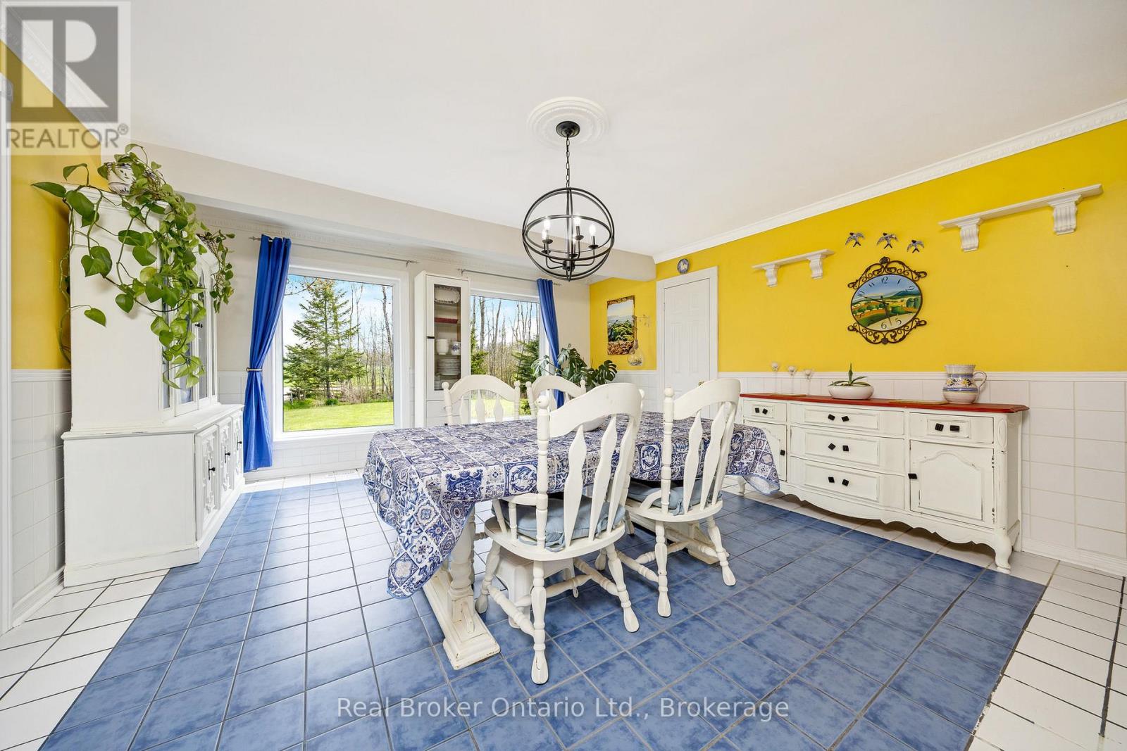 6024 Fourth Line, Erin, Ontario  L0N 1N0 - Photo 16 - X12258822