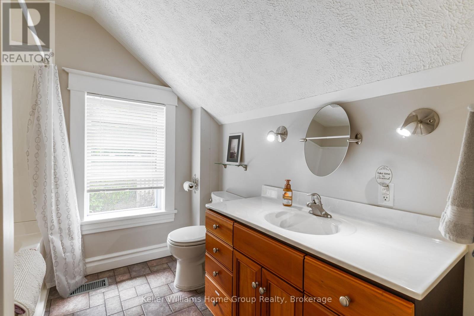 891 Mcdonald Avenue, Kincardine, Ontario  N2Z 1A5 - Photo 15 - X12258839