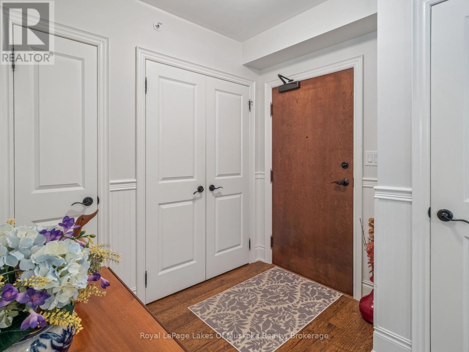 203 - 391b Manitoba Street, Bracebridge, Ontario  P1L 1B5 - Photo 3 - X12258849