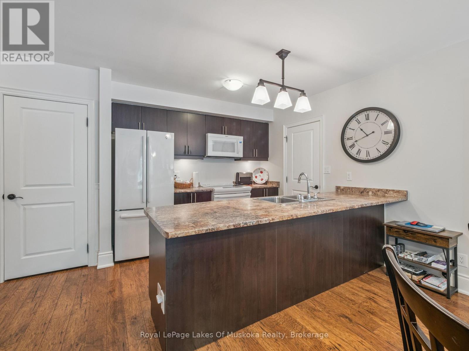 203 - 391b Manitoba Street, Bracebridge, Ontario  P1L 1B5 - Photo 7 - X12258849