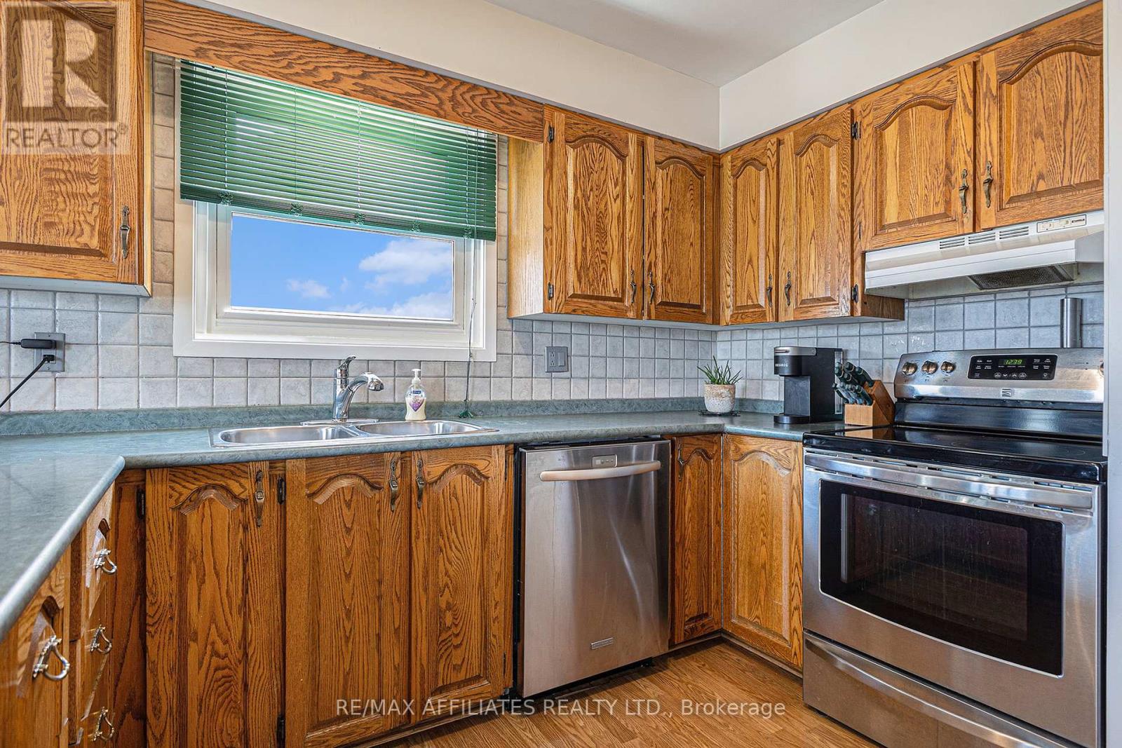 74 Colonel By Crescent, Smiths Falls, Ontario  K7A 5B6 - Photo 13 - X12258620