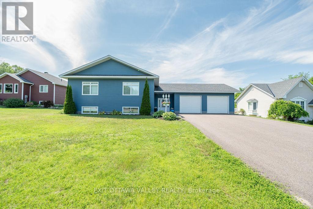 Property at 12 JAMIESON CRESCENT image 1