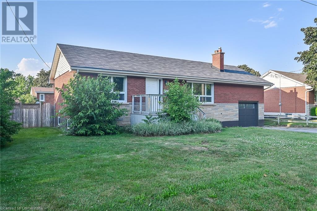 Property at 17 BRIERWOOD Avenue image 4