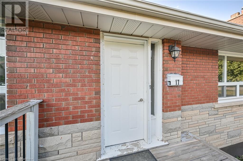 Property at 17 BRIERWOOD Avenue image 5