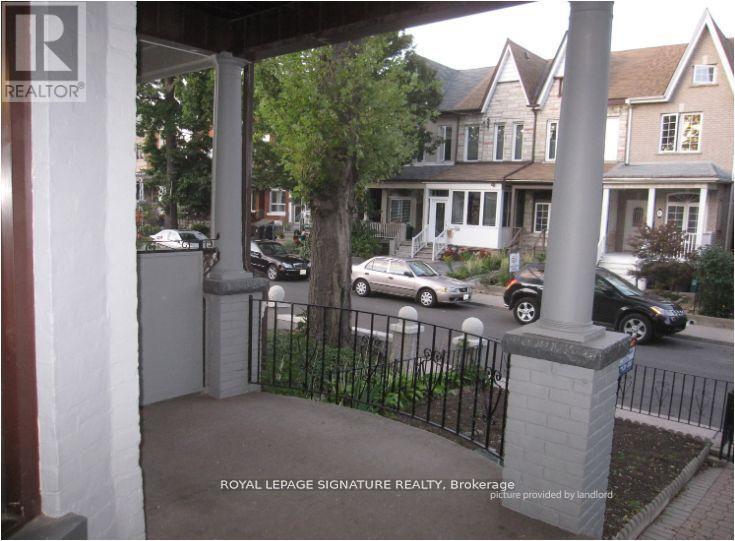 Property at 102 MONTROSE AVENUE image 3
