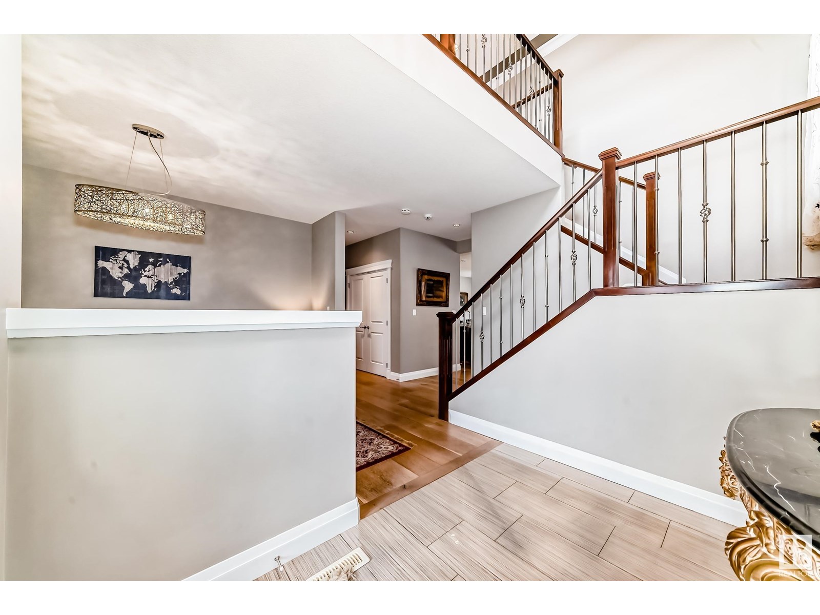 Property at 16756 61 ST NW image 3