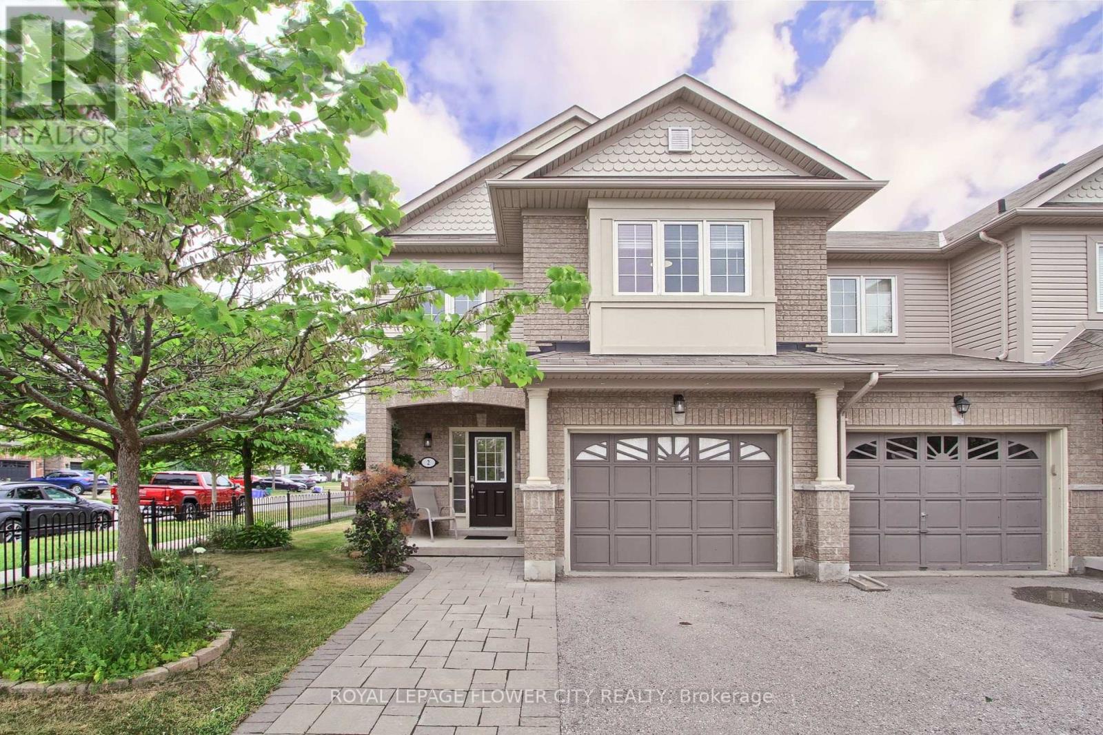 Property at 2 LANDER CRESCENT image 1