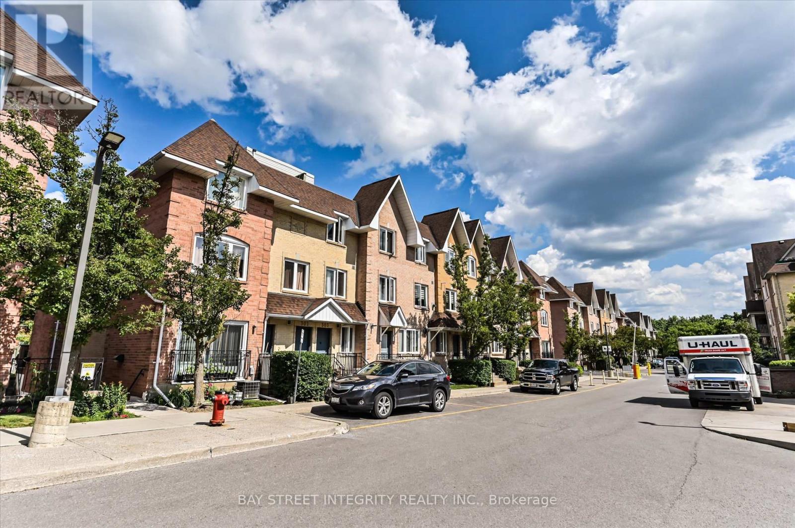 Property at 318 - 75 WELDRICK ROAD E image 2