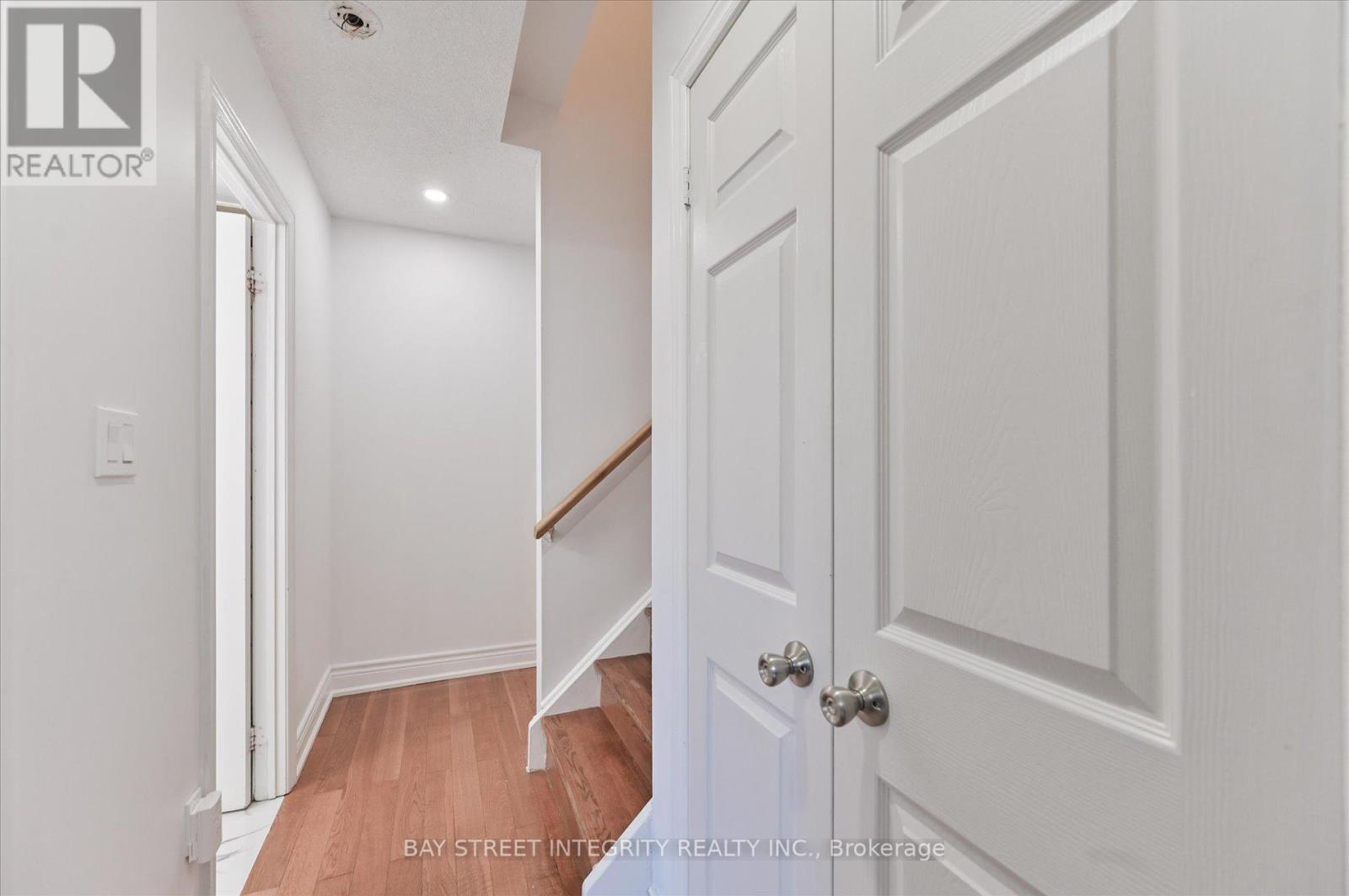 318 - 75 Weldrick Road E, Richmond Hill, Ontario  L4C 0H9 - Photo 20 - N12258747