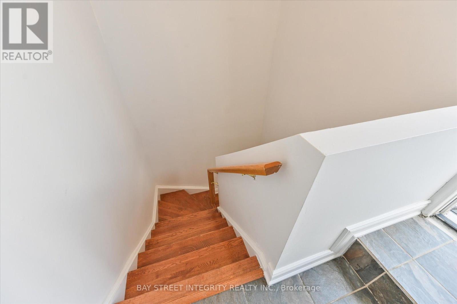 318 - 75 Weldrick Road E, Richmond Hill, Ontario  L4C 0H9 - Photo 27 - N12258747