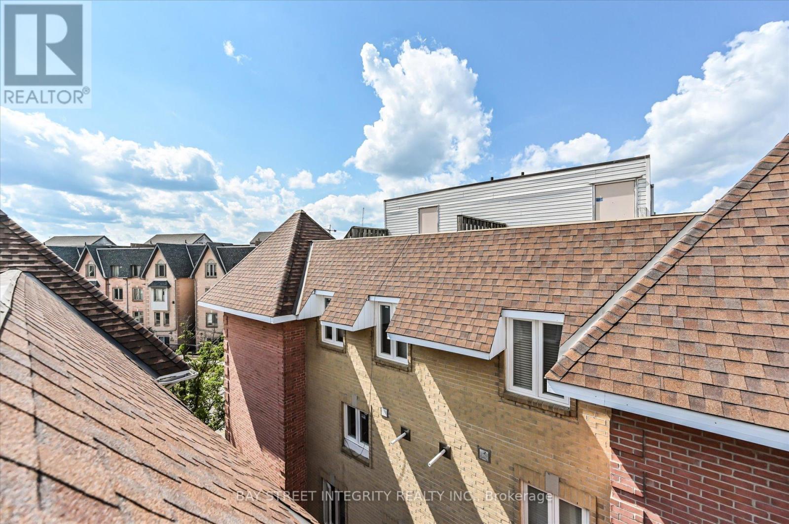 318 - 75 Weldrick Road E, Richmond Hill, Ontario  L4C 0H9 - Photo 33 - N12258747