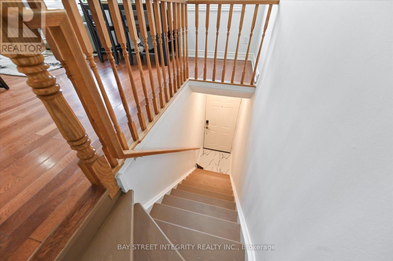 318 - 75 Weldrick Road E, Richmond Hill, Ontario  L4C 0H9 - Photo 8 - N12258747