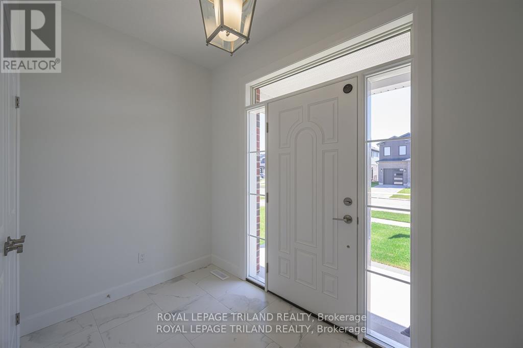 3837 Auckland Avenue, London South, Ontario  N6L 0J2 - Photo 4 - X12258875