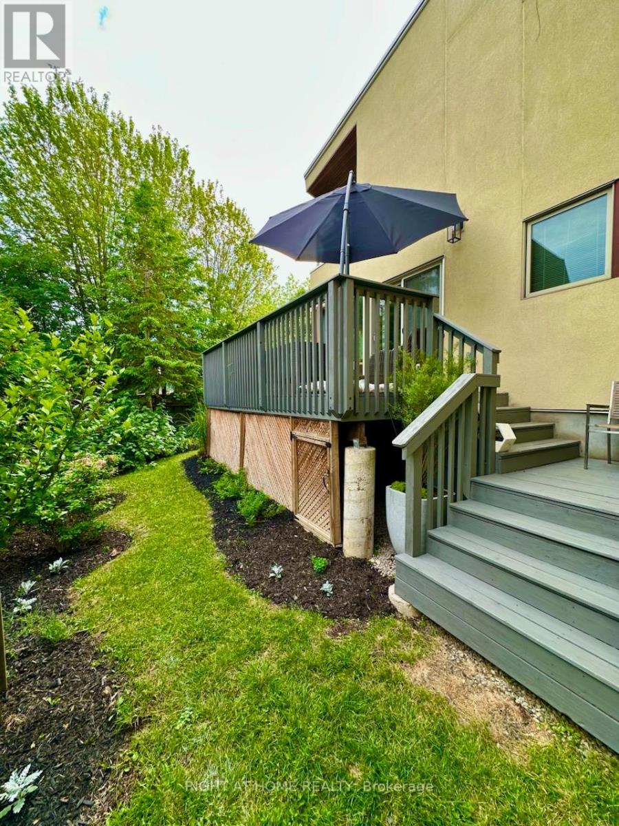 5994 River Grove Avenue, Mississauga, Ontario  L5M 4Z8 - Photo 8 - W12258636