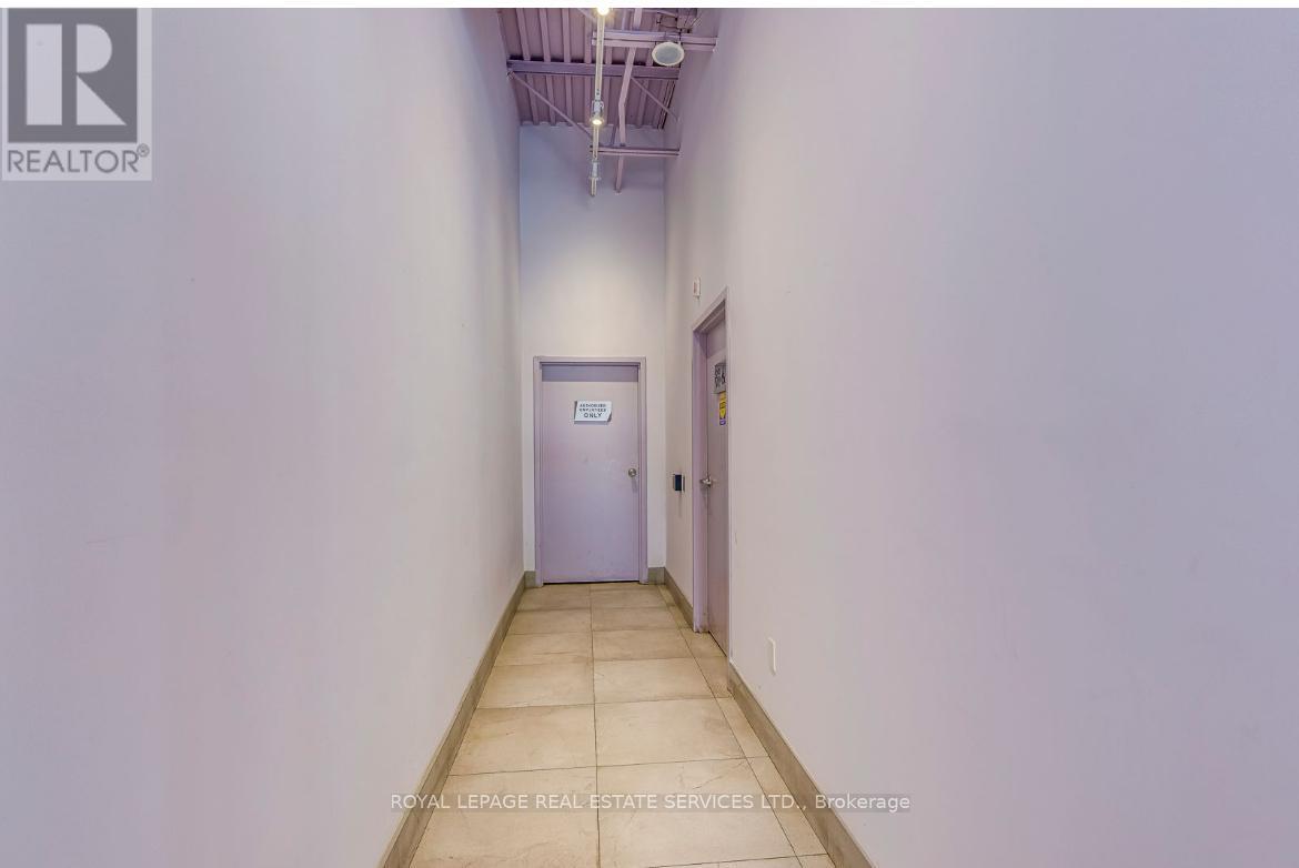 1 & 2 - 3480 Fairview Street, Burlington, Ontario  L7N 2R5 - Photo 14 - W12258769