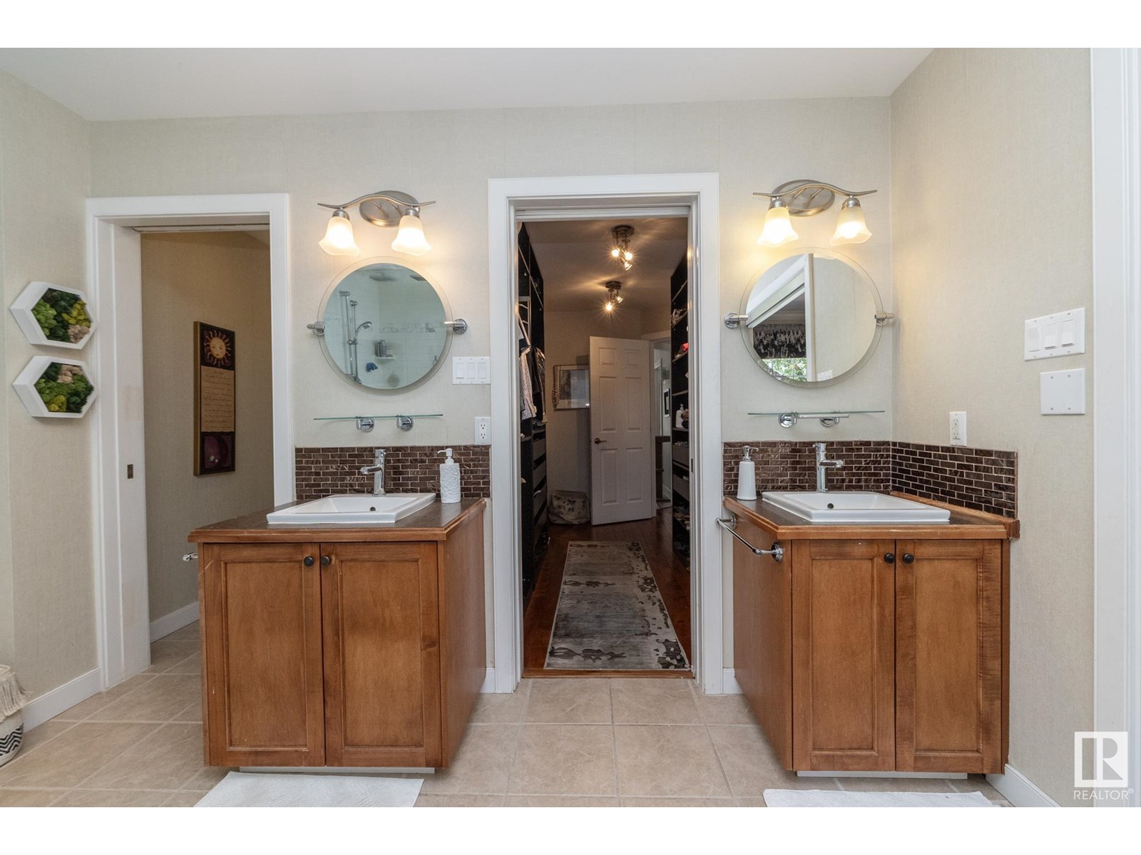 157 Laurier Dr Nw, Edmonton, Alberta  T5R 2P9 - Photo 16 - E4445470