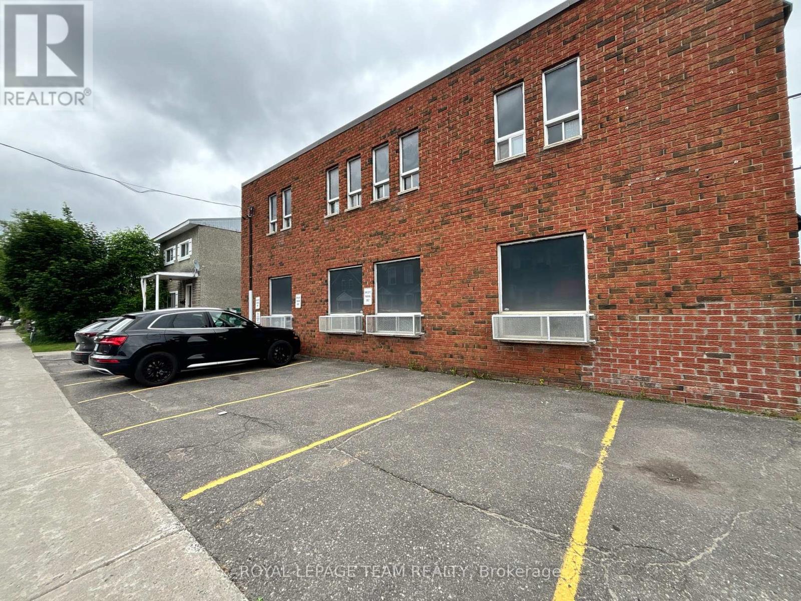 171 Dalhousie Street, Ottawa, Ontario  K1N 7C7 - Photo 2 - X12255593