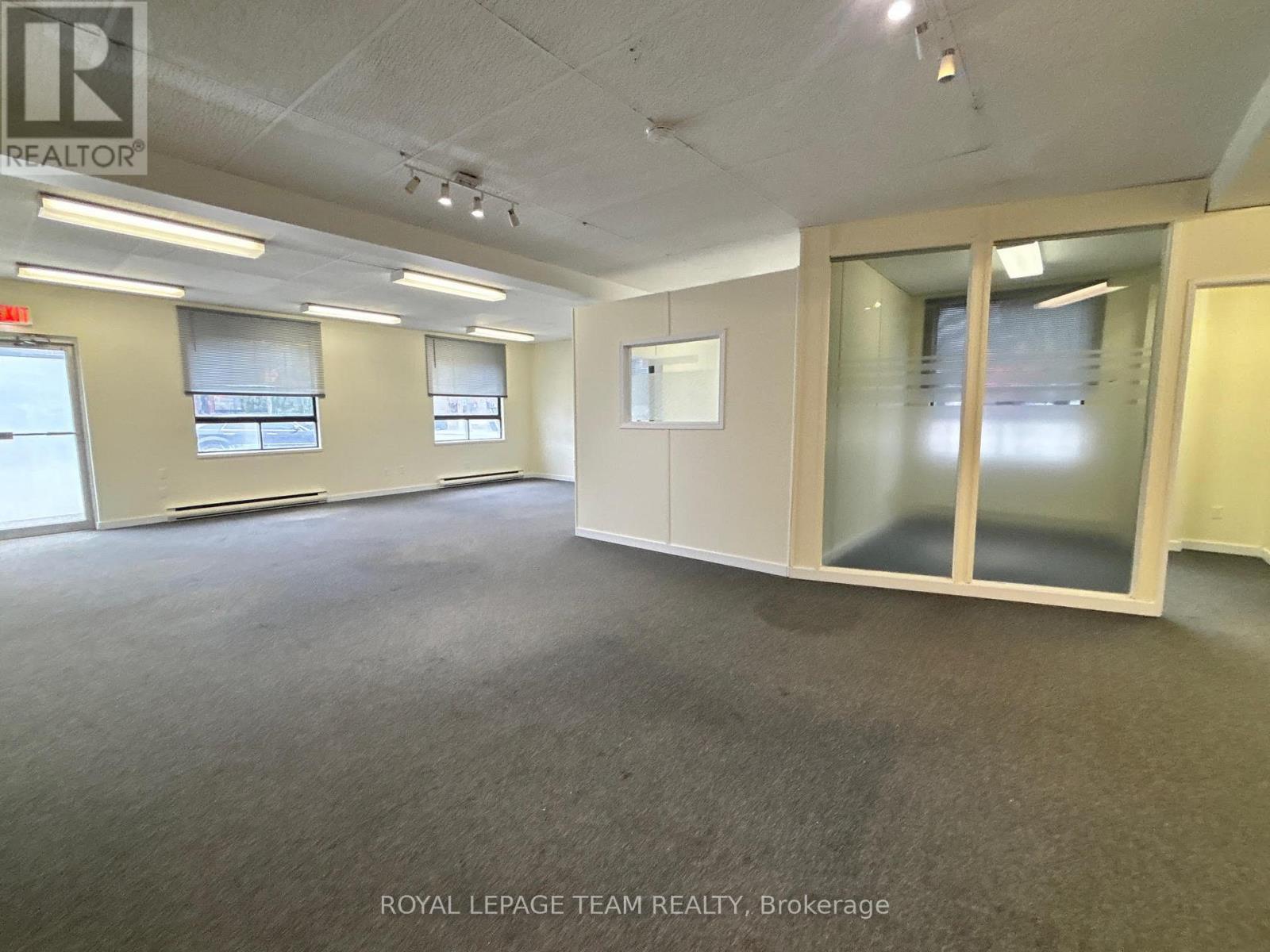 171 Dalhousie Street, Ottawa, Ontario  K1N 7C7 - Photo 3 - X12255593