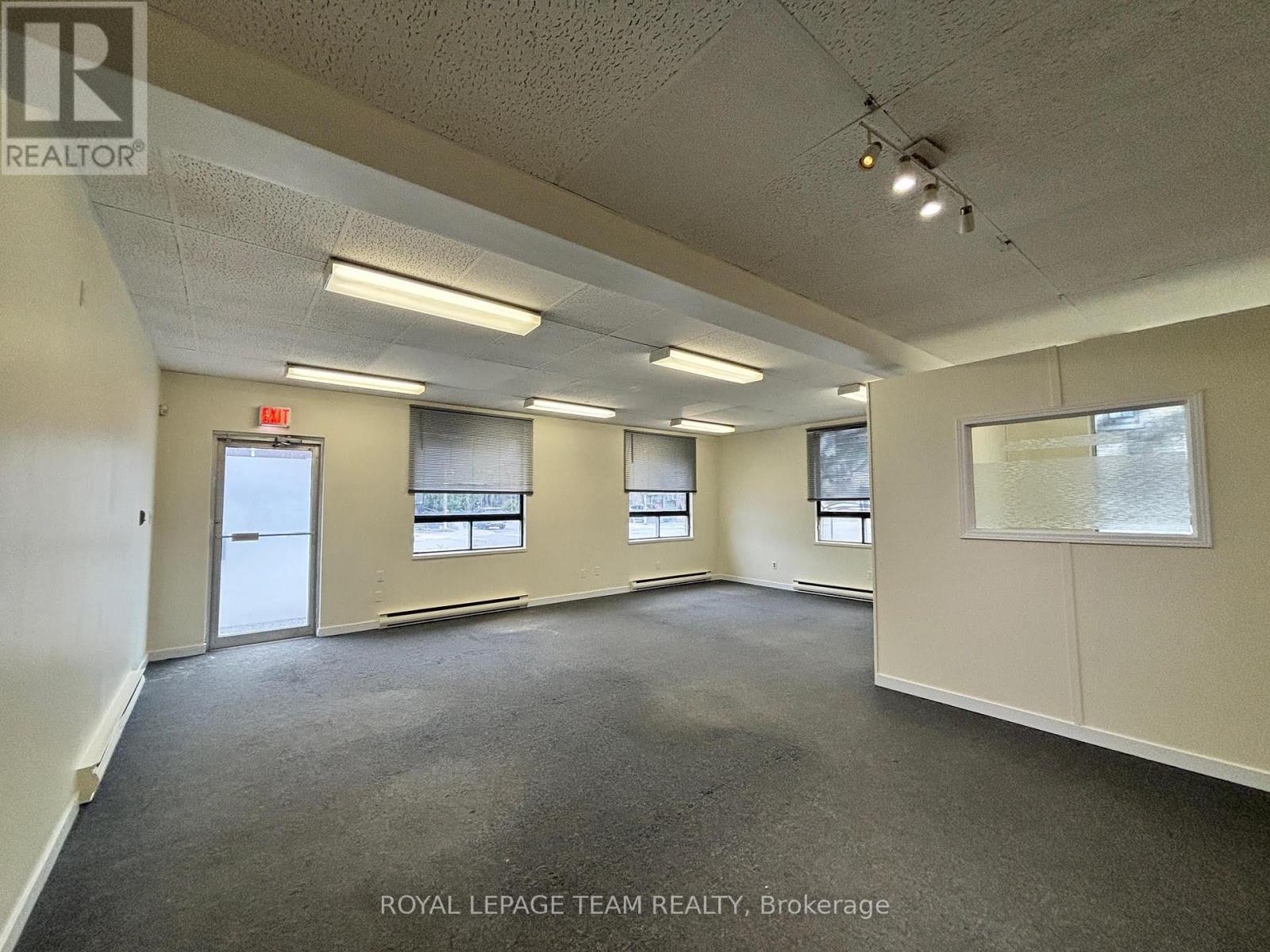 171 Dalhousie Street, Ottawa, Ontario  K1N 7C7 - Photo 4 - X12255593