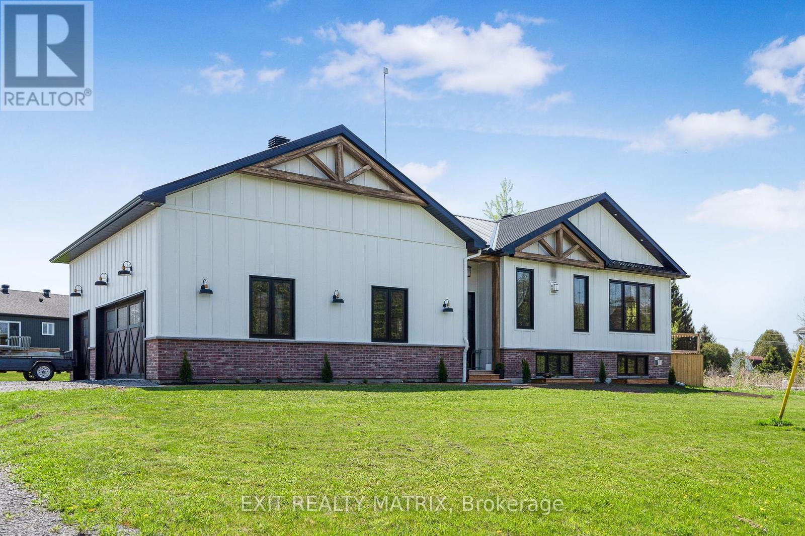 2725 MCLEAN COURT, north stormont, Ontario