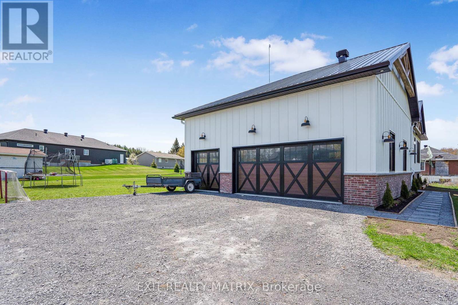 2725 Mclean Court, North Stormont, Ontario  K0C 1T0 - Photo 29 - X12258919