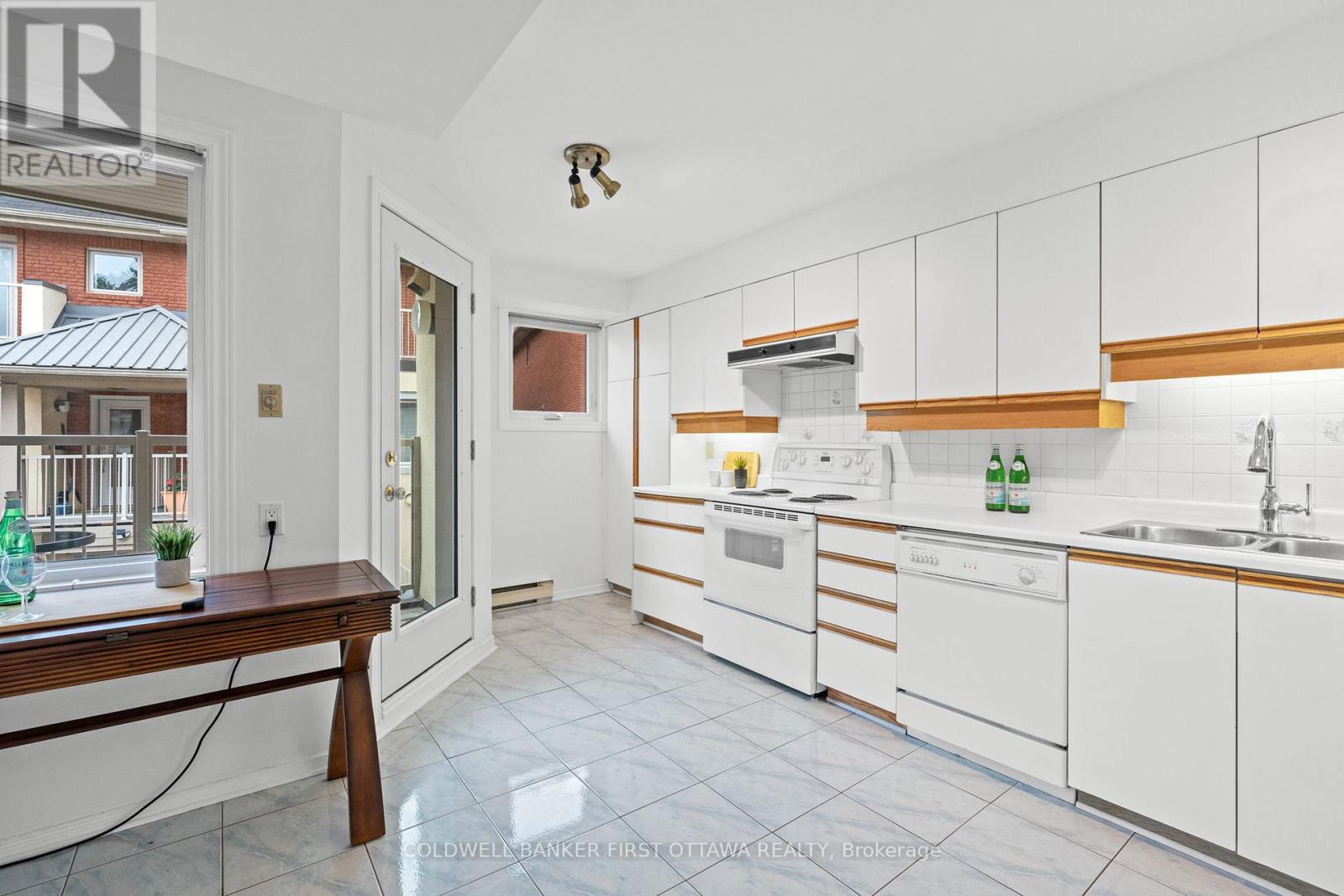 111f - 250 Fountain Place, Ottawa, Ontario  K1N 9N7 - Photo 13 - X12258921