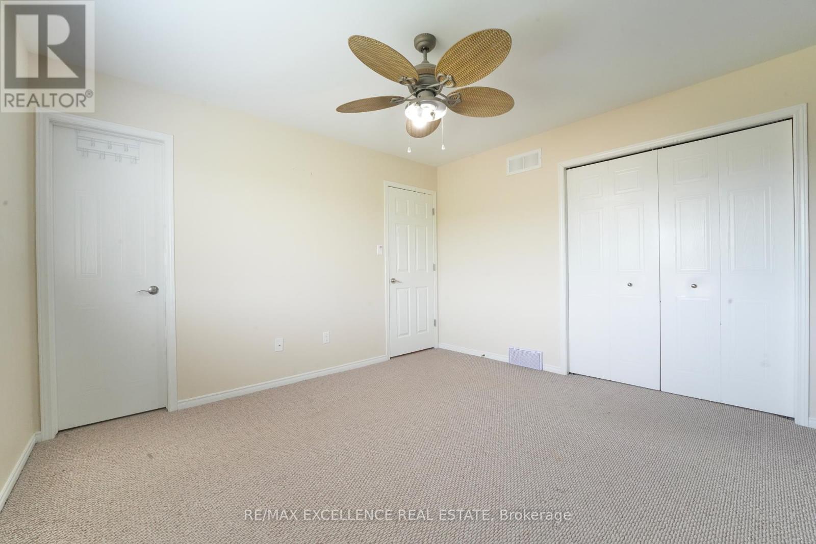 39 Phair Crescent, London South, Ontario  N5Z 5B5 - Photo 18 - X12258540