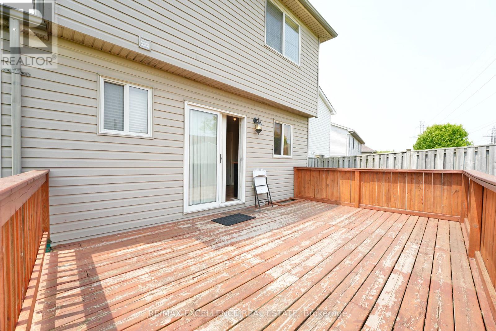 39 Phair Crescent, London South, Ontario  N5Z 5B5 - Photo 26 - X12258540