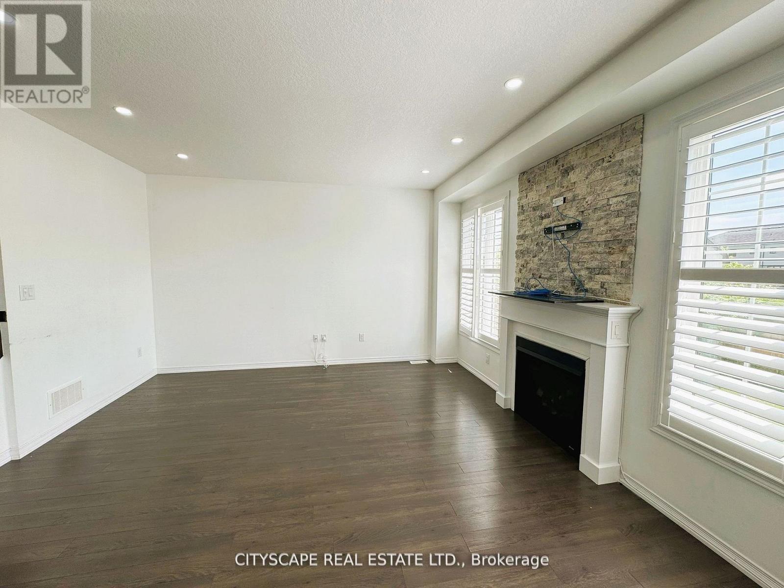 7646 Goldenrod Trail, Niagara Falls, Ontario  L2H 0K4 - Photo 12 - X12258667