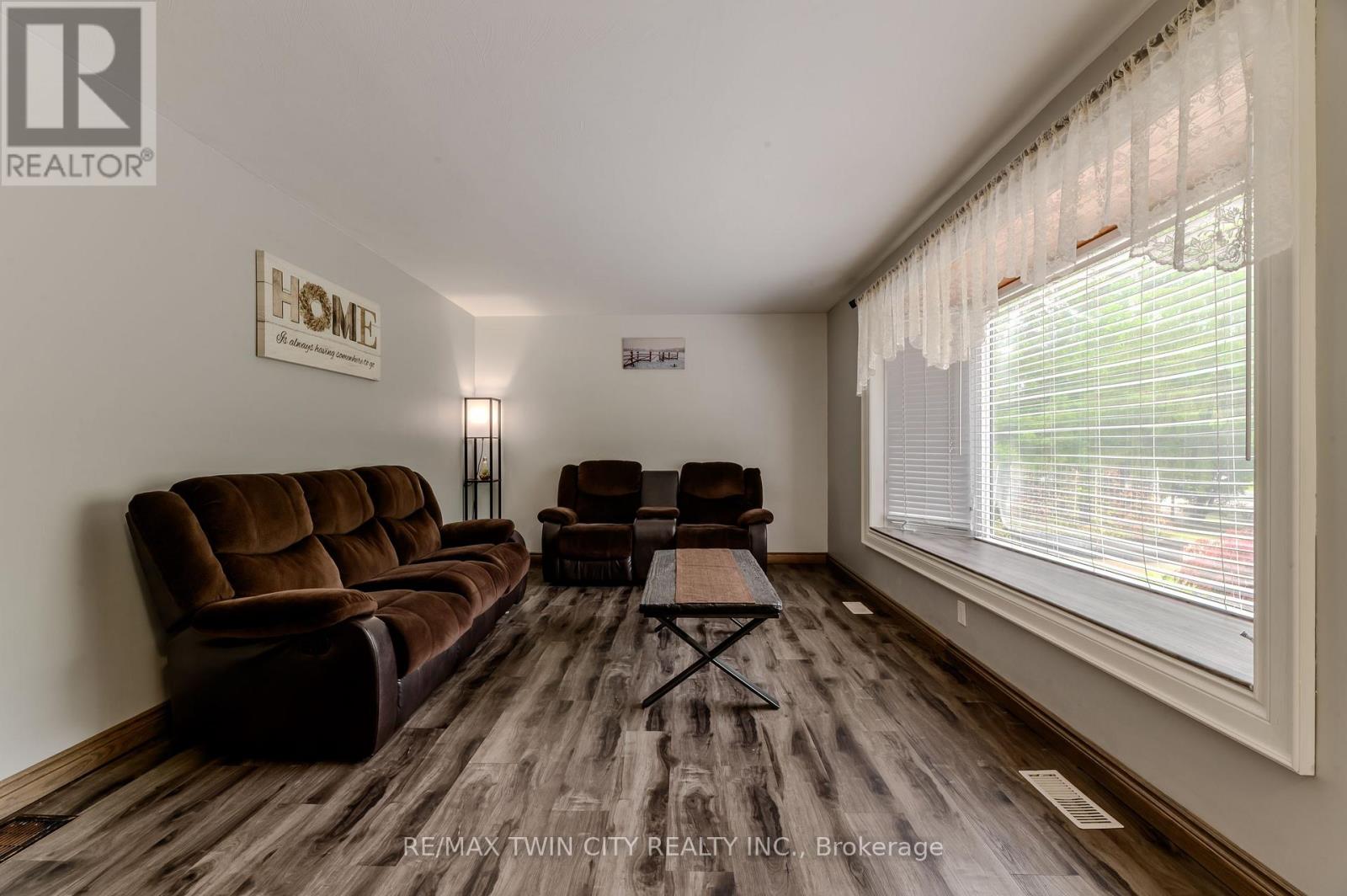 Property at 936 WINDHAM 11 ROAD image 3