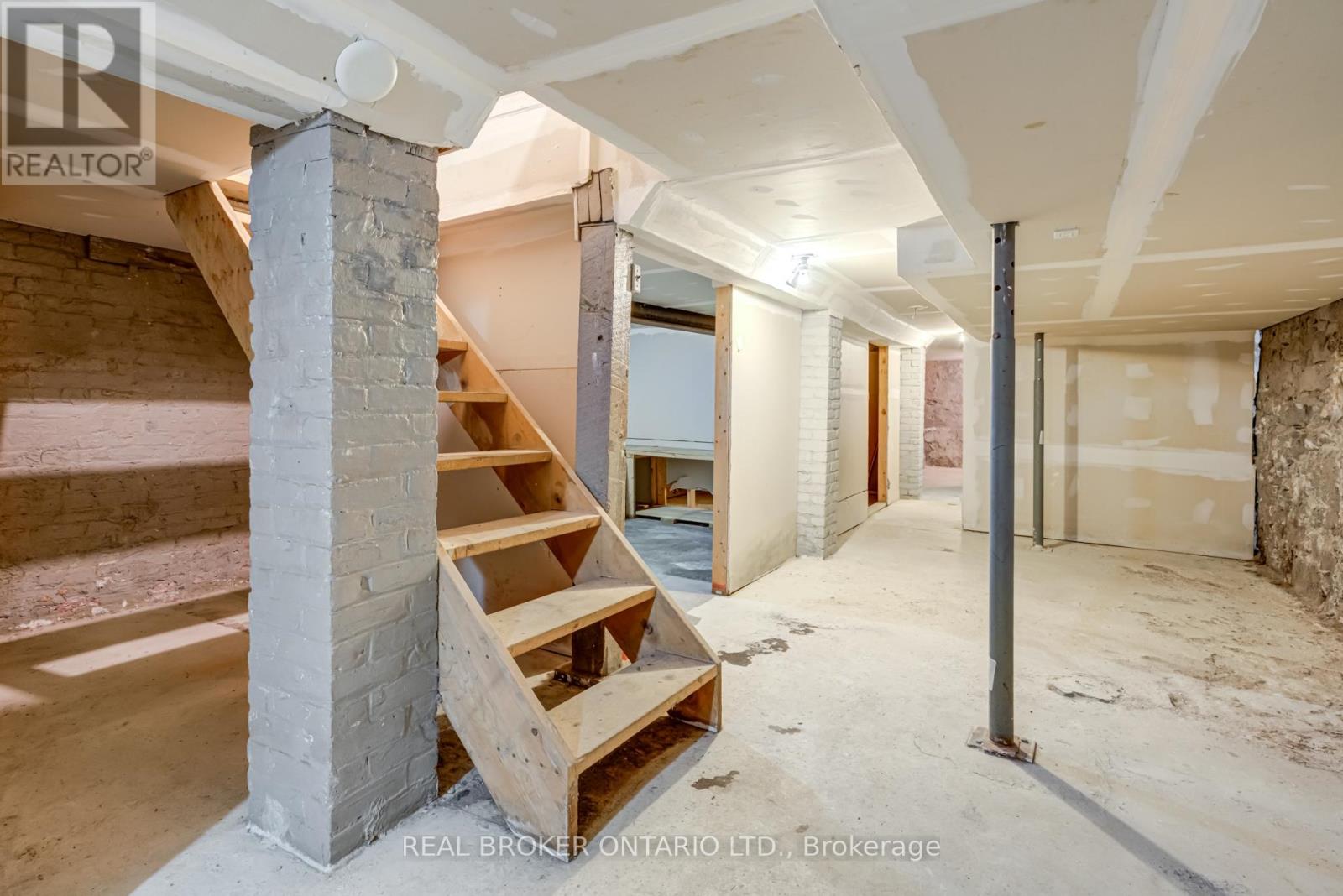55 Young Street, Hamilton, Ontario  L8N 1V1 - Photo 40 - X12258735
