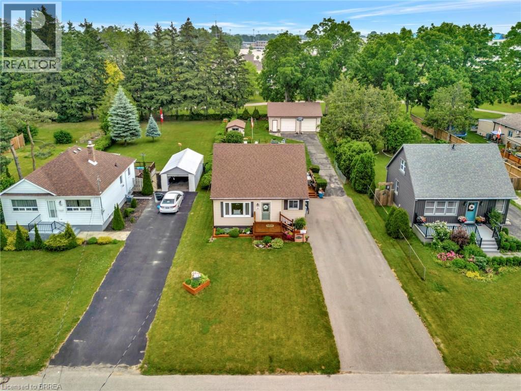 48 Willow Drive, Brantford, Ontario  N3R 2W4 - Photo 1 - 40747063