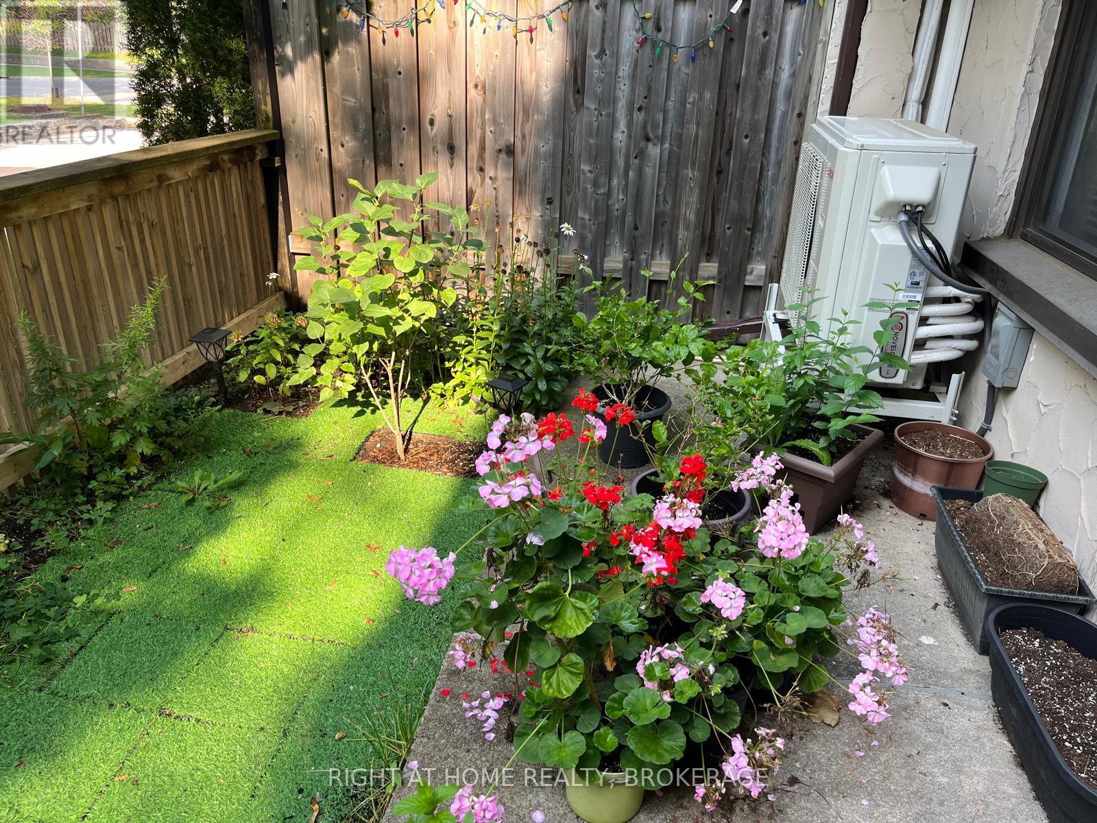 132 - 1058 Falgarwood Drive, Oakville, Ontario  L6H 2P3 - Photo 27 - W12253709
