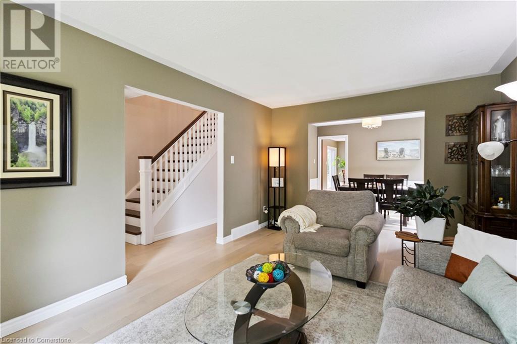 Photo 10 of 40 for 55 Concord Crescent