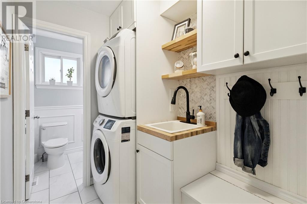 Photo 21 of 40 for 55 Concord Crescent