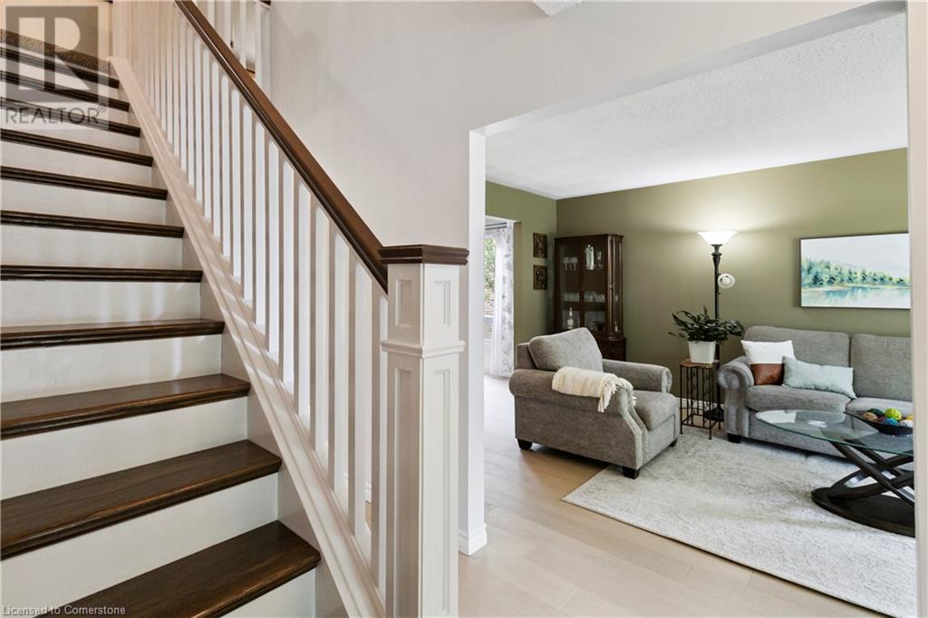 Photo 6 of 40 for 55 Concord Crescent