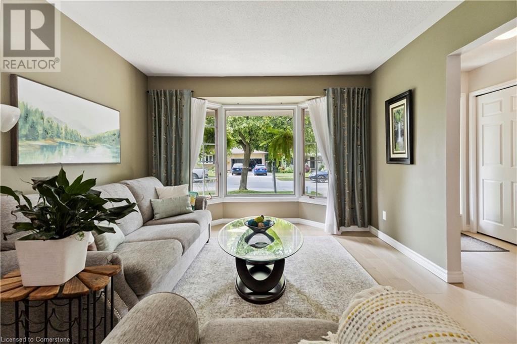 Photo 8 of 40 for 55 Concord Crescent