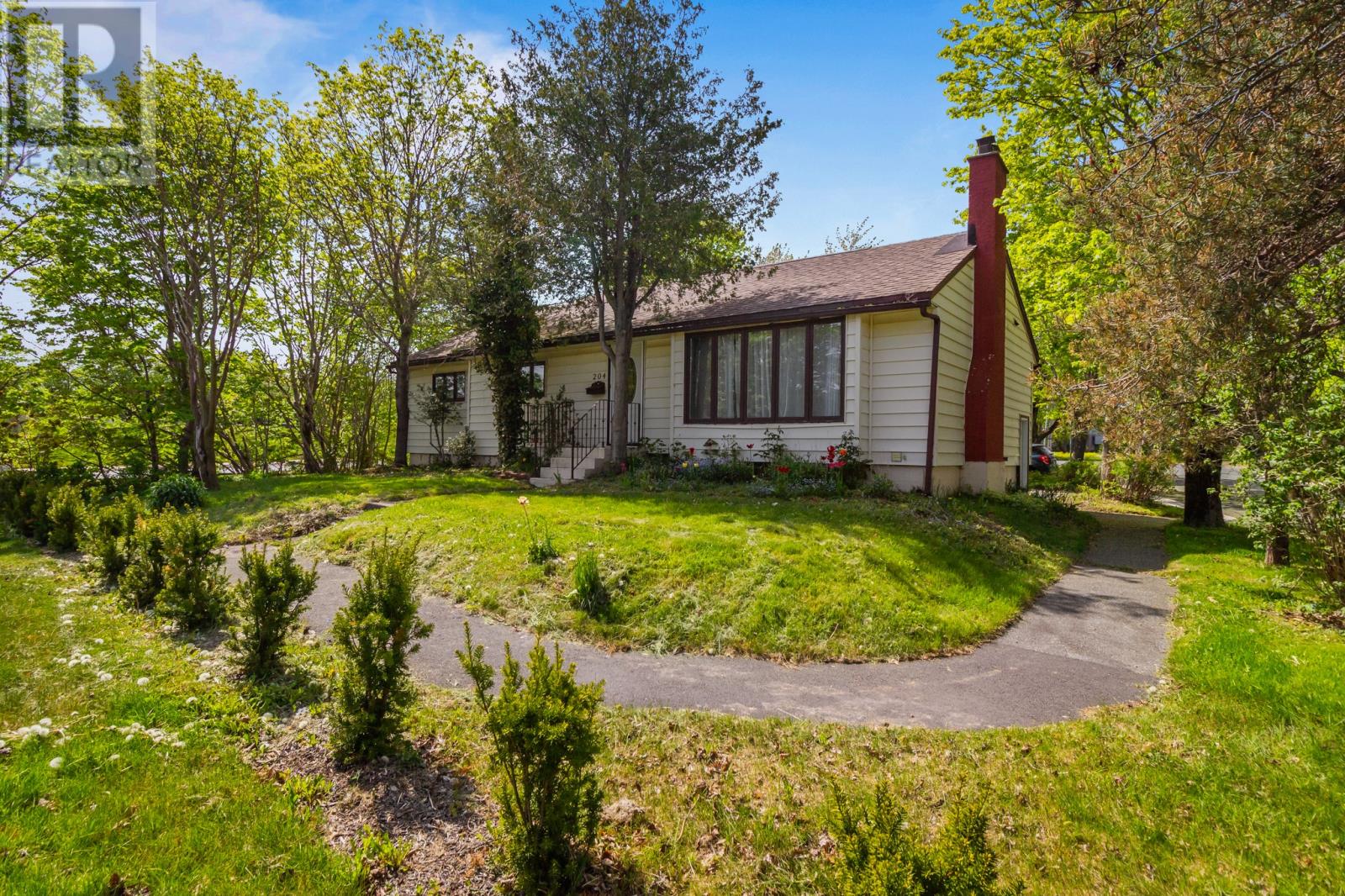 Property at 204 Elizabeth Avenue image 2