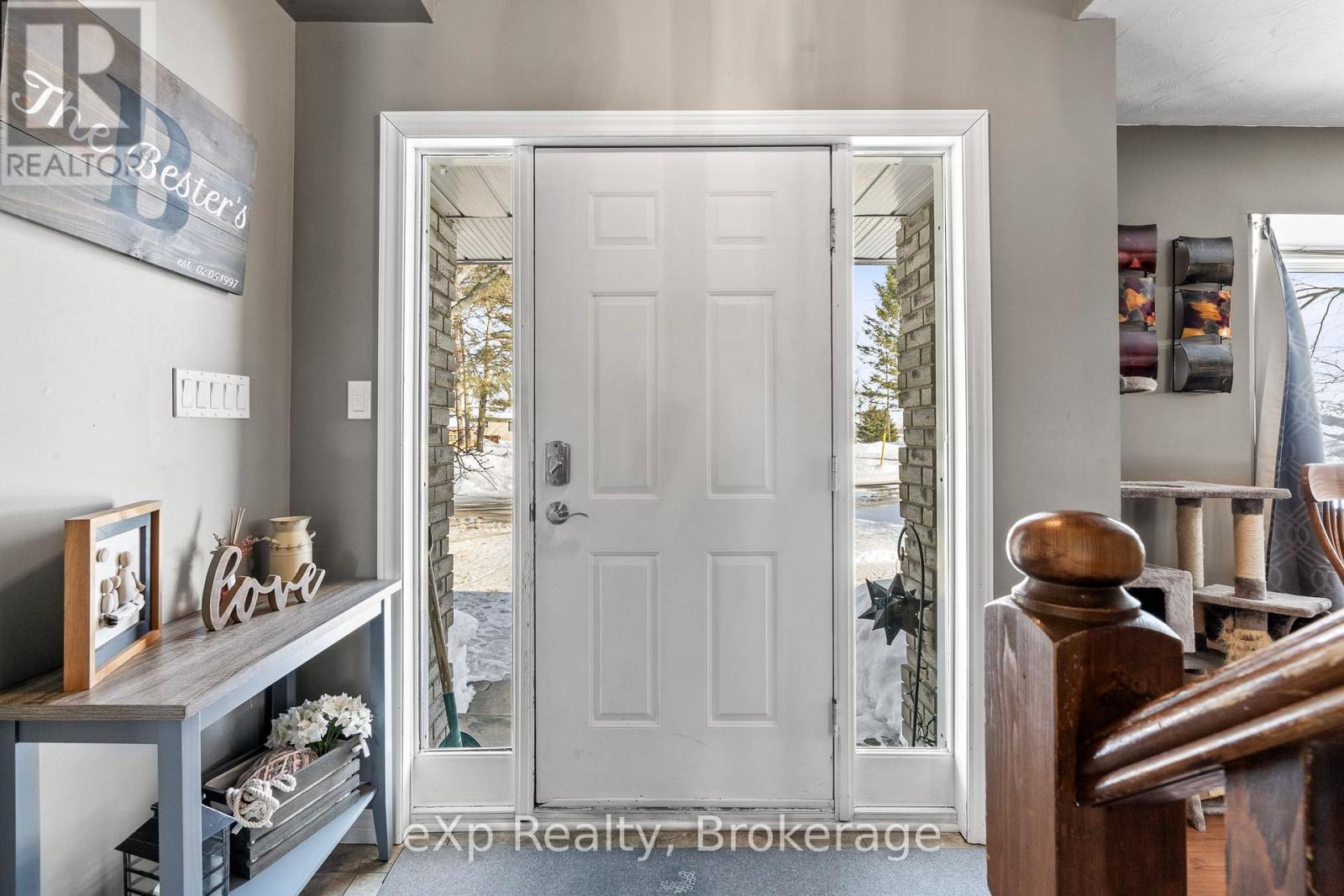 953 Greenock-Brant Line, Brockton, Ontario  N0G 1J0 - Photo 11 - X11987789