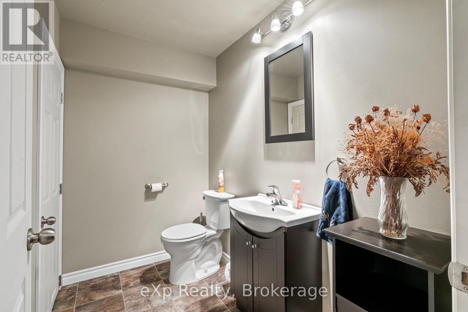 953 Greenock-Brant Line, Brockton, Ontario  N0G 1J0 - Photo 32 - X11987789