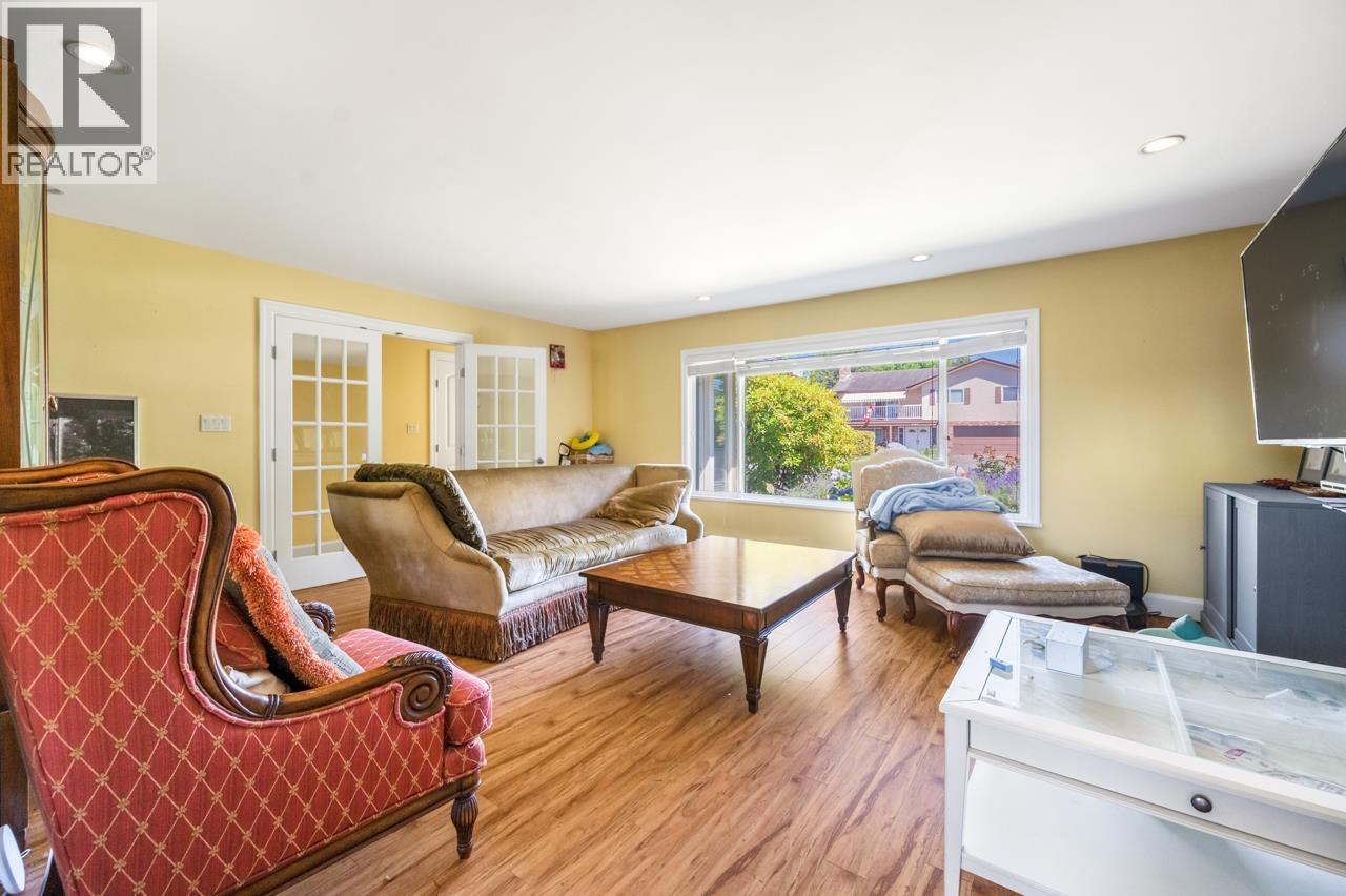 6511 Gainsborough Drive, Richmond, British Columbia  V7E 3Z2 - Photo 5 - R2999666