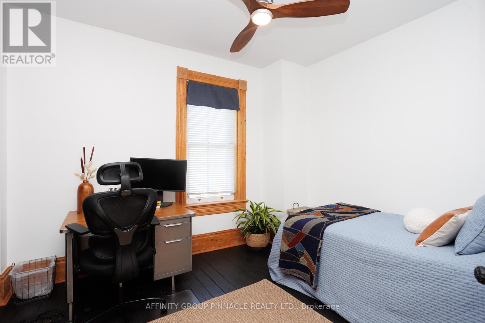 42 Oak Street, Kawartha Lakes, Ontario  K0M 1N0 - Photo 35 - X12259080