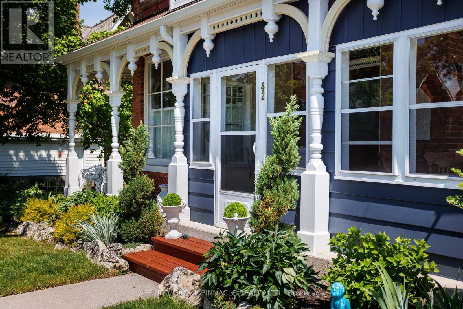 Property at 42 OAK STREET image 5